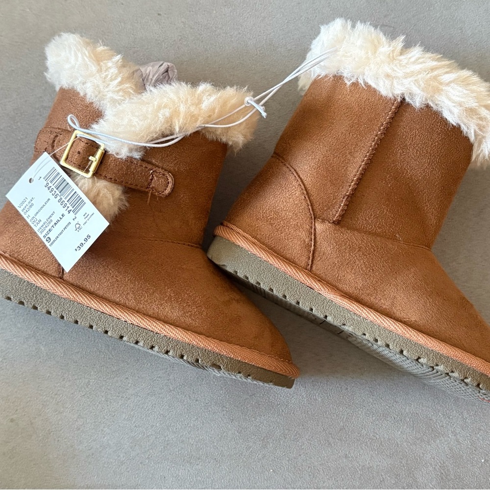 NEW-The Children’s Place Toddler/Kids Boots 8 & 9
